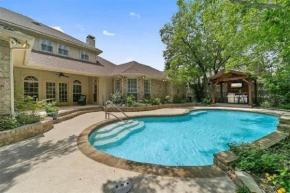 Amazing Luxury 5 Bedrooms Home with Private Pool